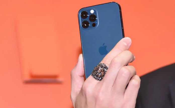 思茅苹果手机维修分享iPhone12系列重启方法教程 
